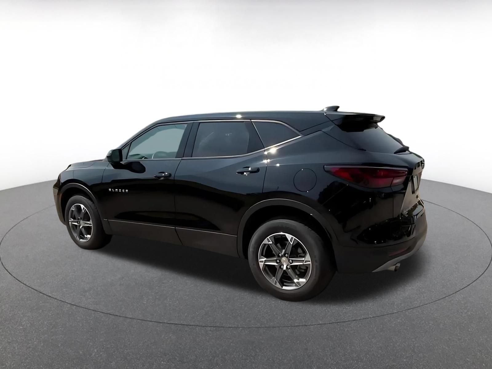 Thumbnail: 2026 Chevrolet Blazer - 10