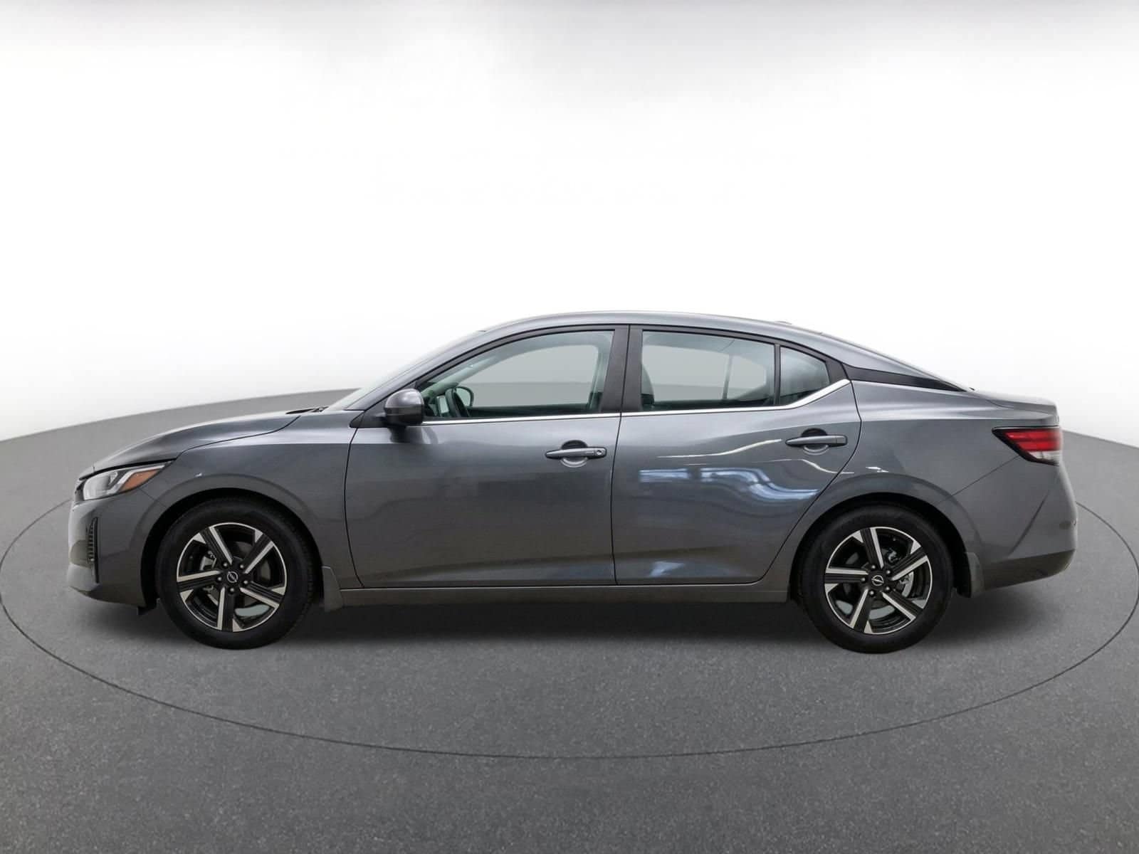 Thumbnail: 2025 Nissan Sentra - 4
