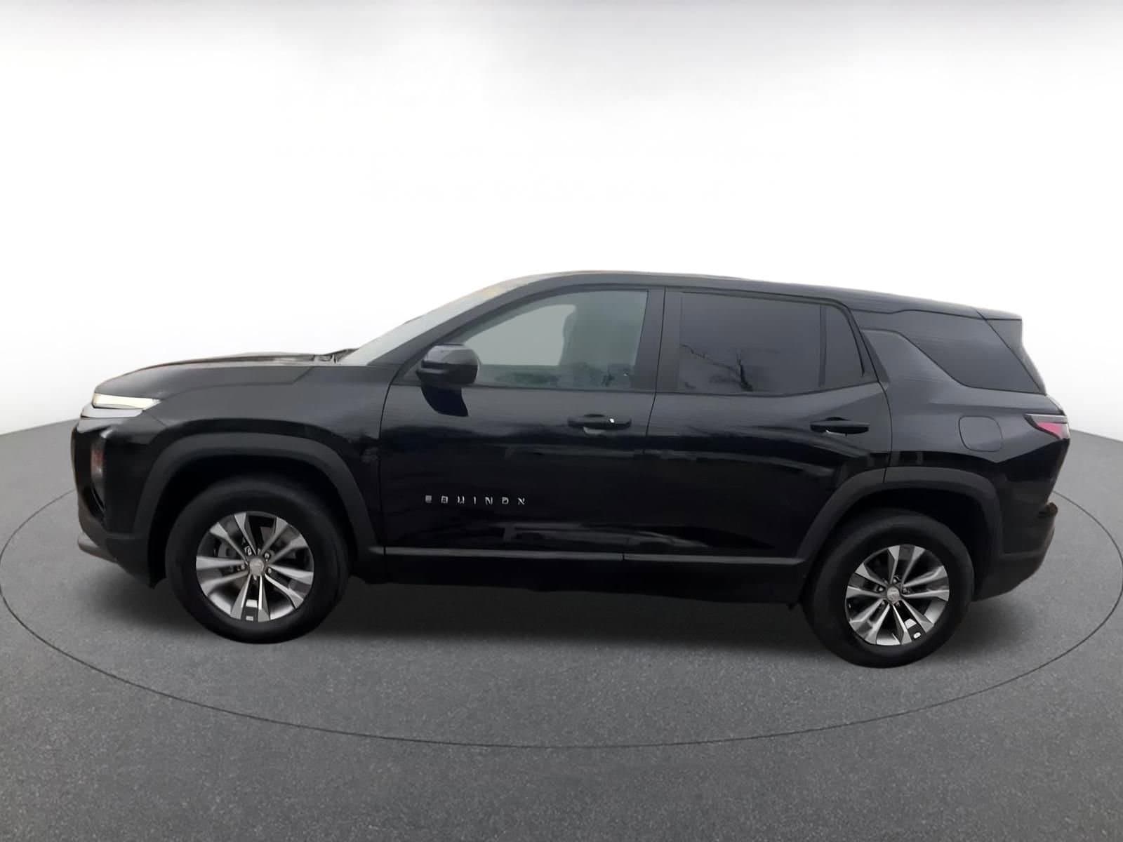 Thumbnail: 2025 Chevrolet Equinox - 9