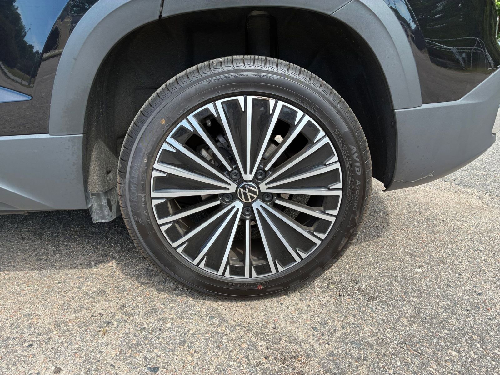 Thumbnail: 2025 Volkswagen Taos - 30