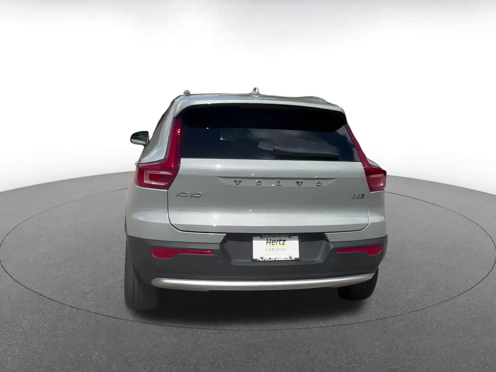 Thumbnail: 2024 Volvo XC40 - 12