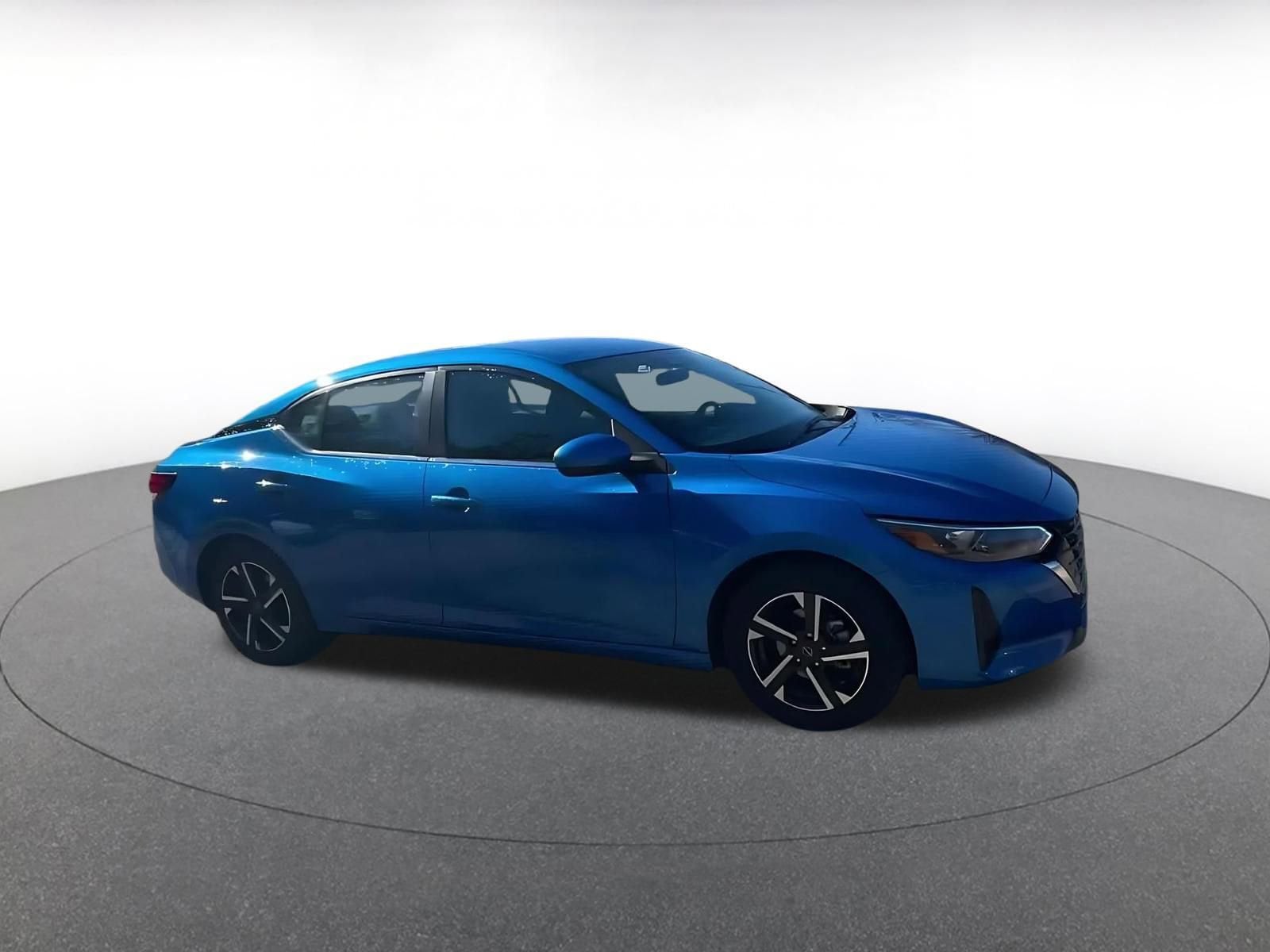 Thumbnail: 2025 Nissan Sentra - 2