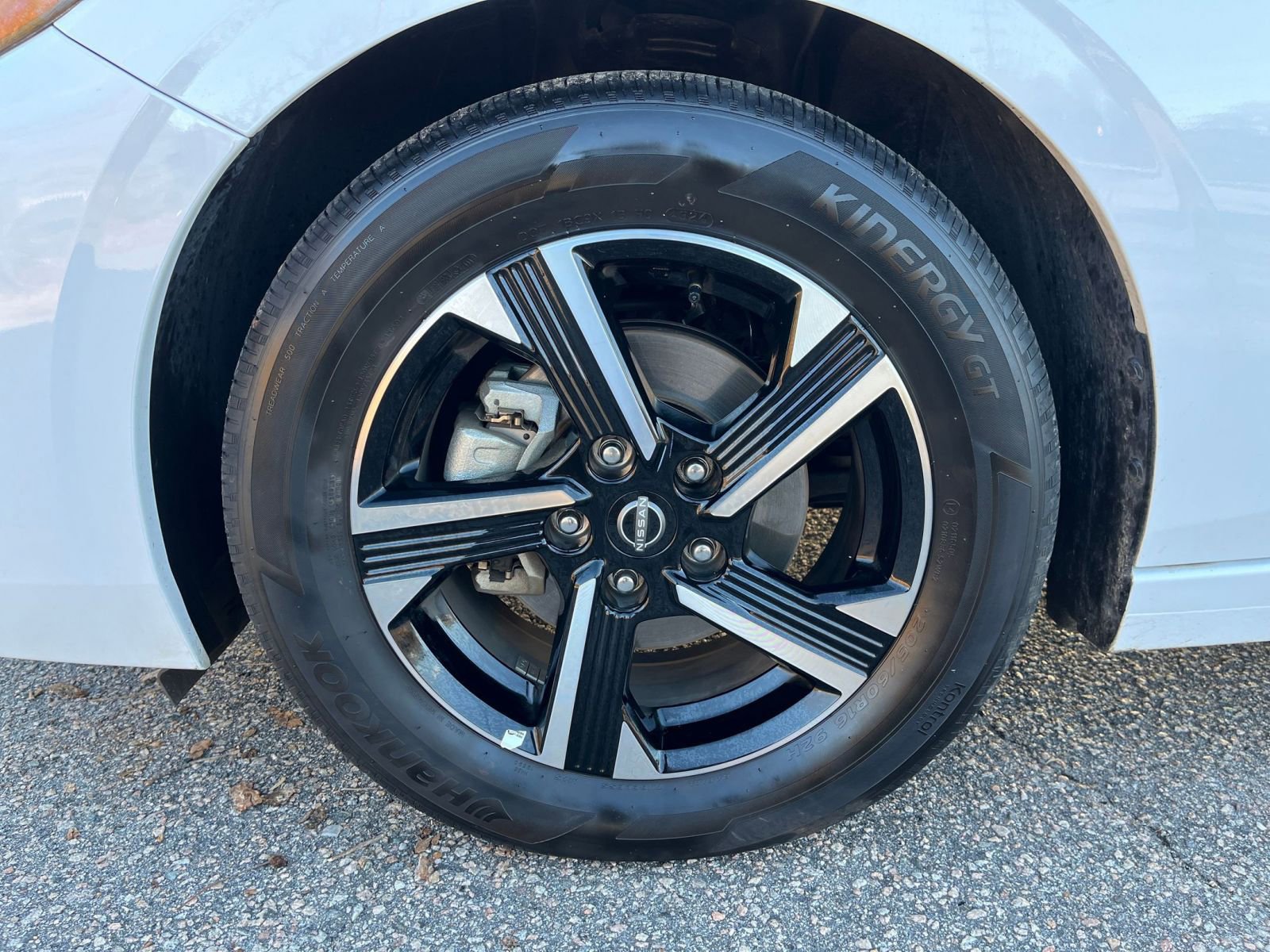 Thumbnail: 2025 Nissan Sentra - 24