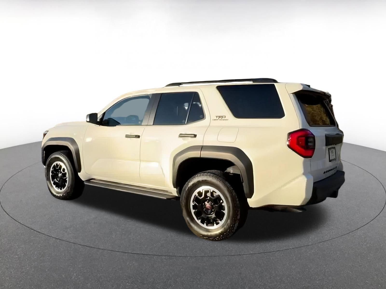 Thumbnail: 2025 Toyota 4Runner - 10