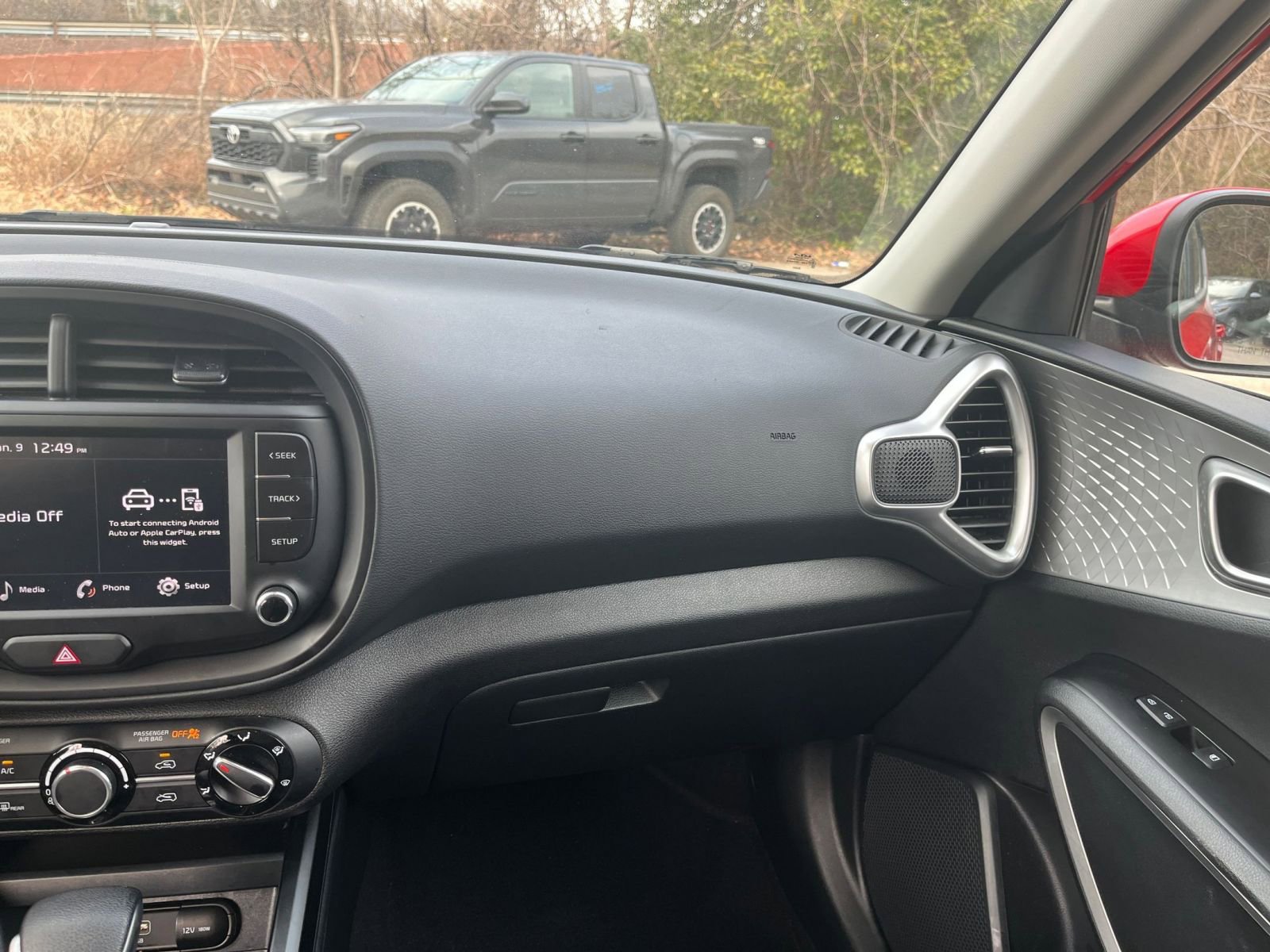 Thumbnail: 2025 Kia Soul - 30