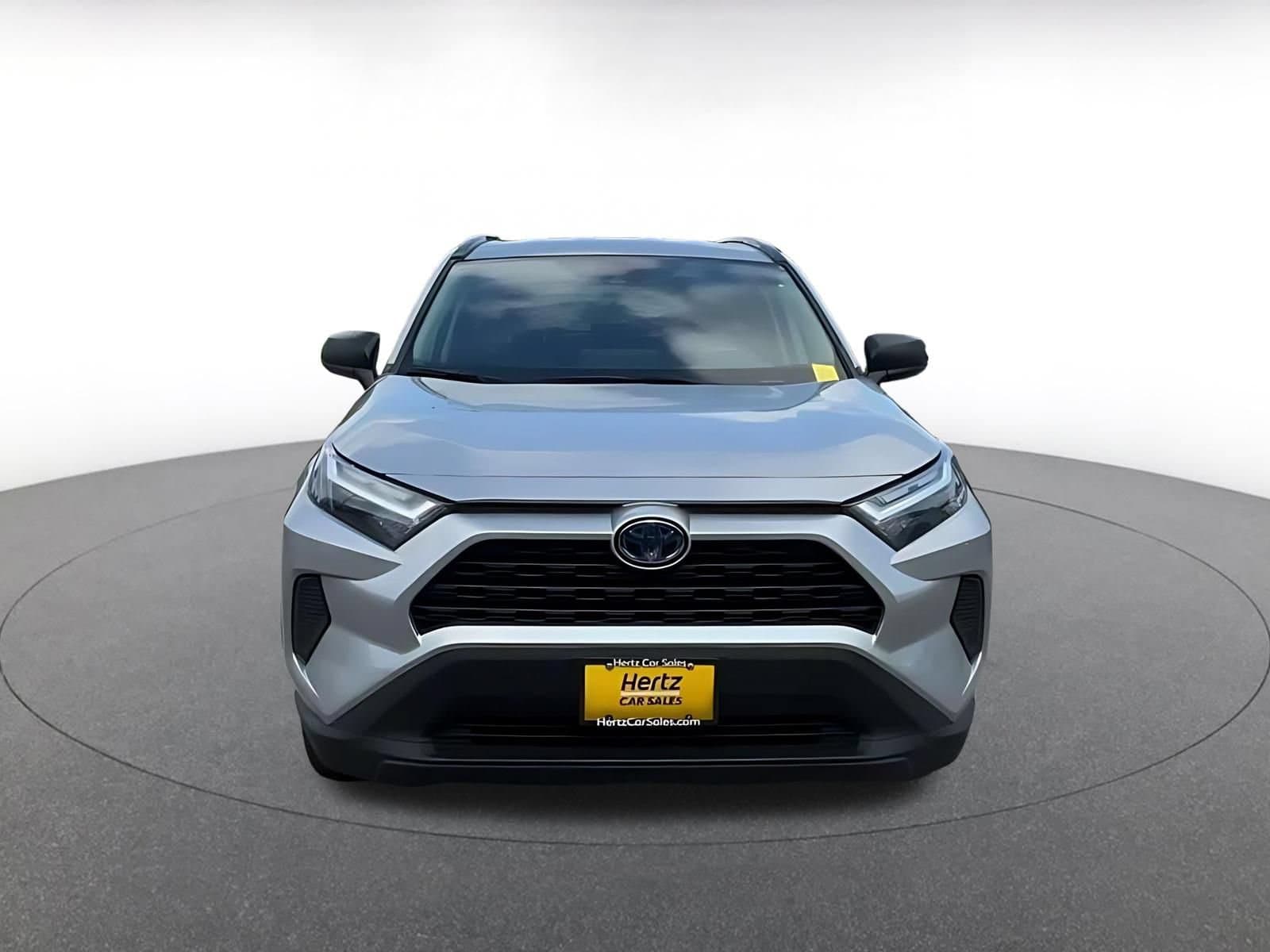 Thumbnail: 2024 Toyota RAV4 - 4