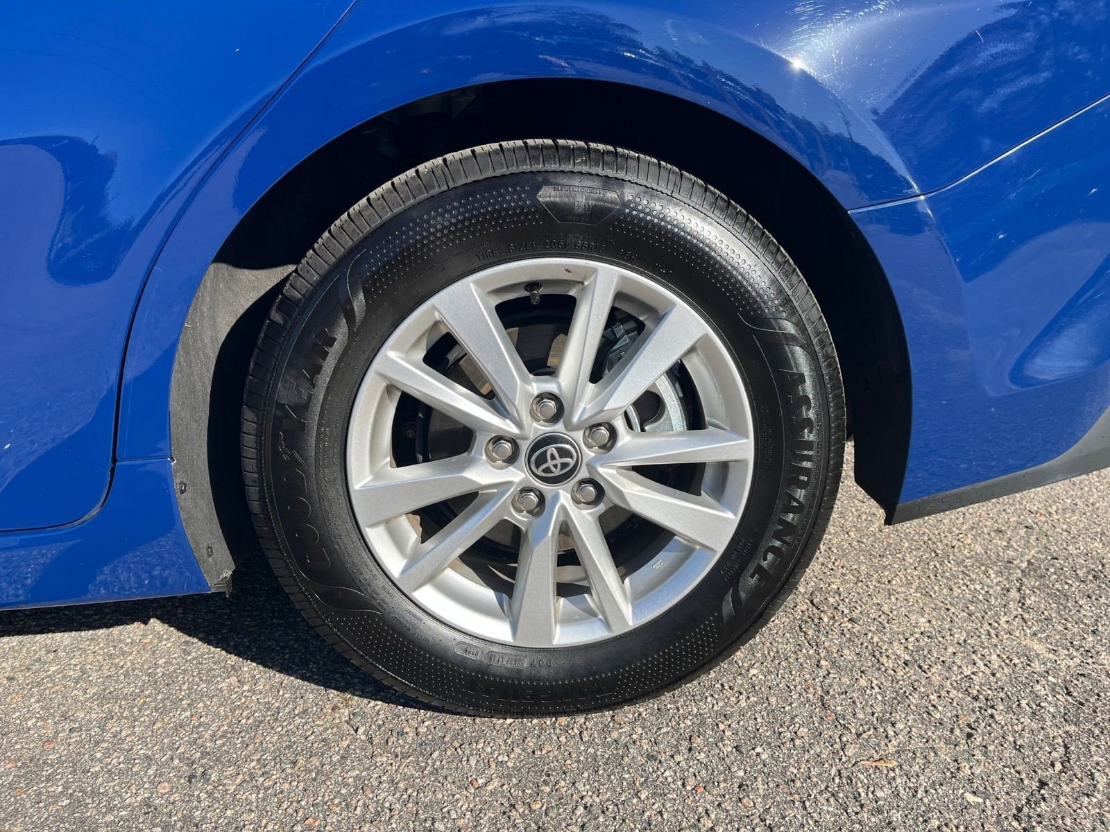 Thumbnail: 2025 Toyota Camry - 24