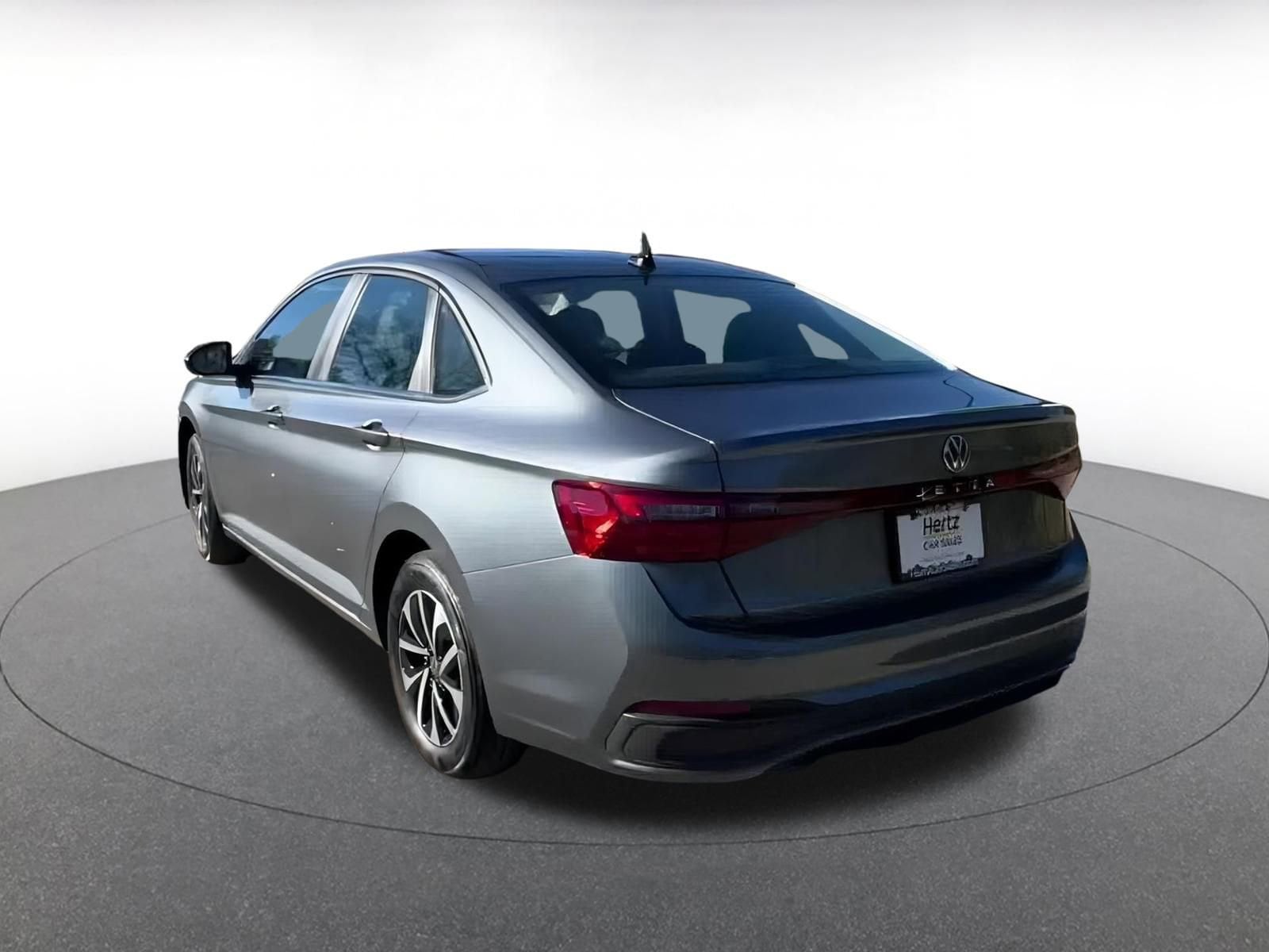 Thumbnail: 2025 Volkswagen Jetta - 11