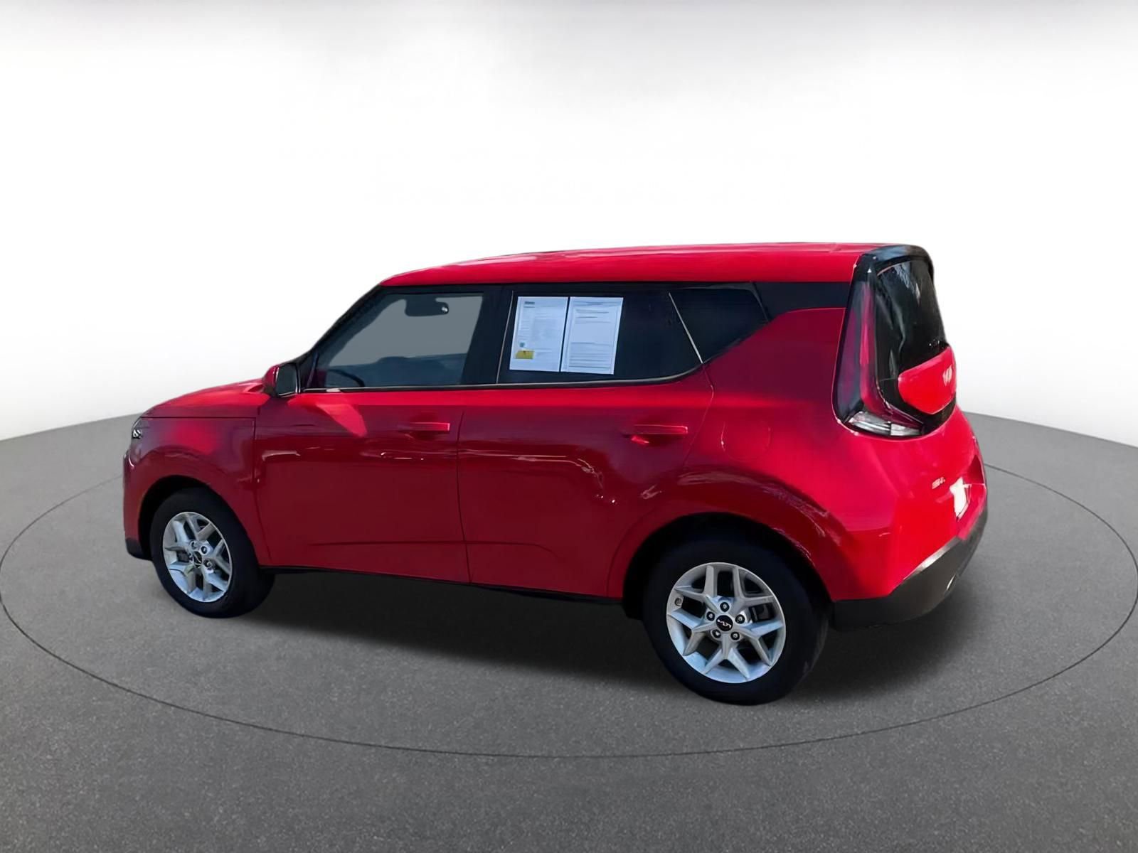Thumbnail: 2024 Kia Soul - 8