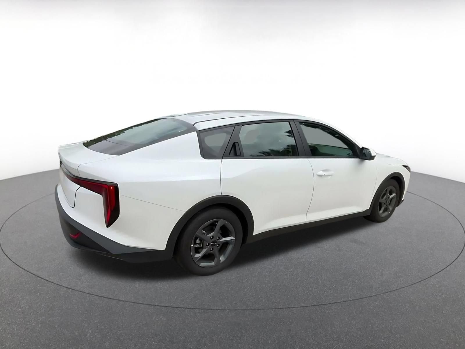 Thumbnail: 2026 Kia K4 - 14