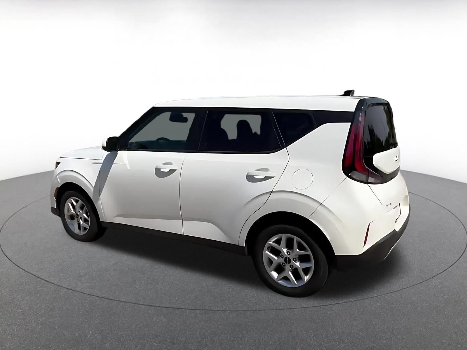 Thumbnail: 2025 Kia Soul - 10