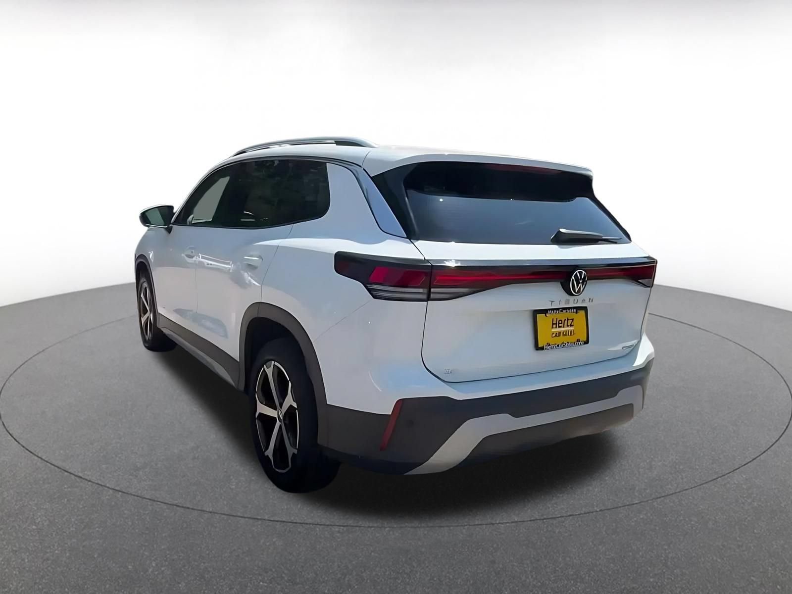 Thumbnail: 2026 Volkswagen Tiguan - 10