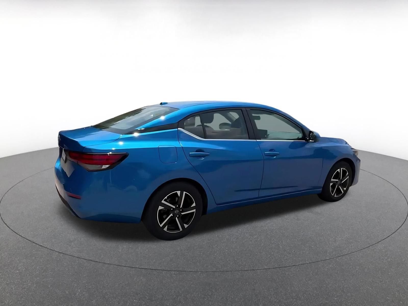 Thumbnail: 2025 Nissan Sentra - 14