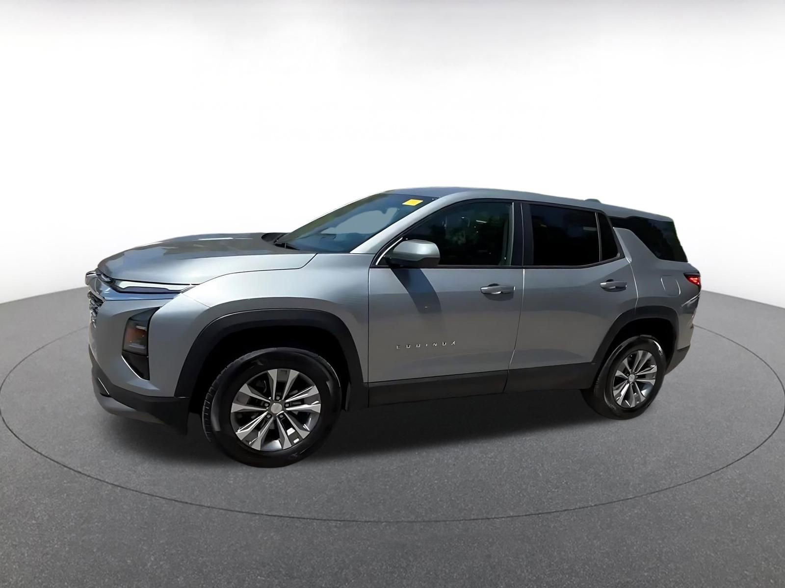 Thumbnail: 2025 Chevrolet Equinox - 8