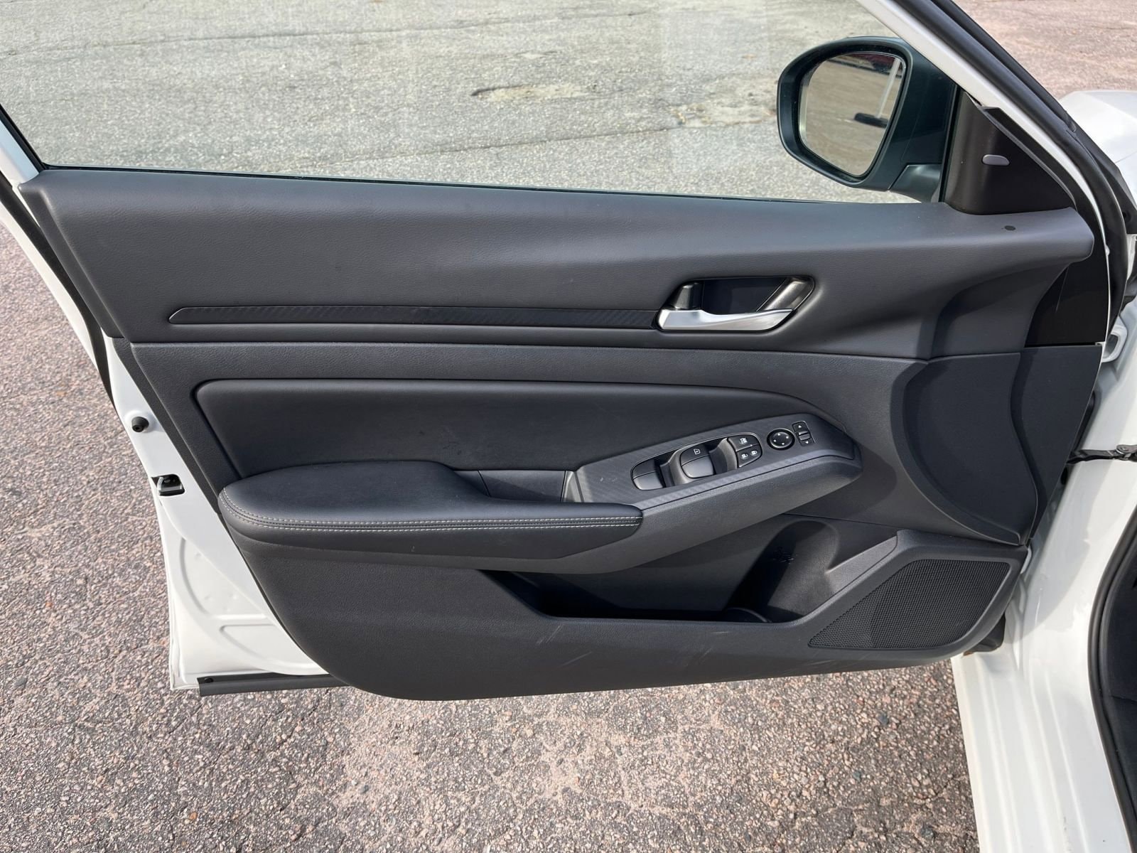 Thumbnail: 2025 Nissan Altima - 18