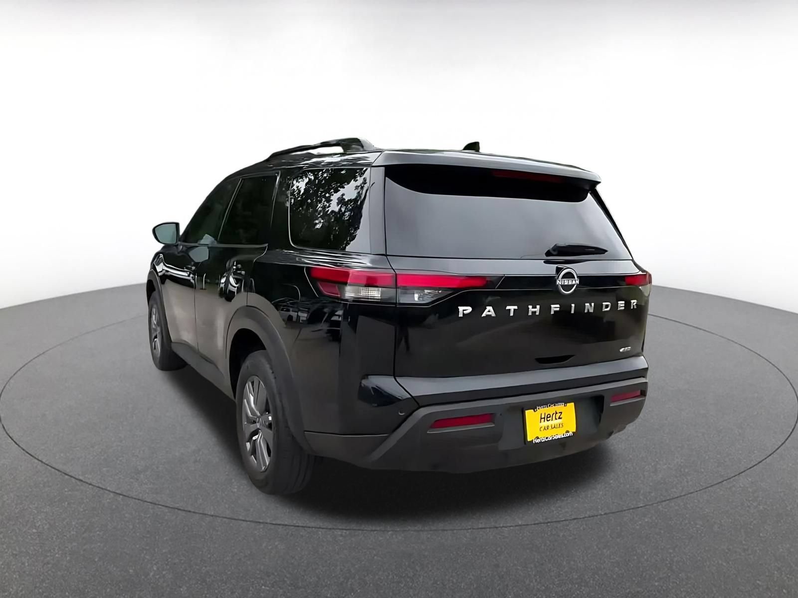 Thumbnail: 2025 Nissan Pathfinder - 9