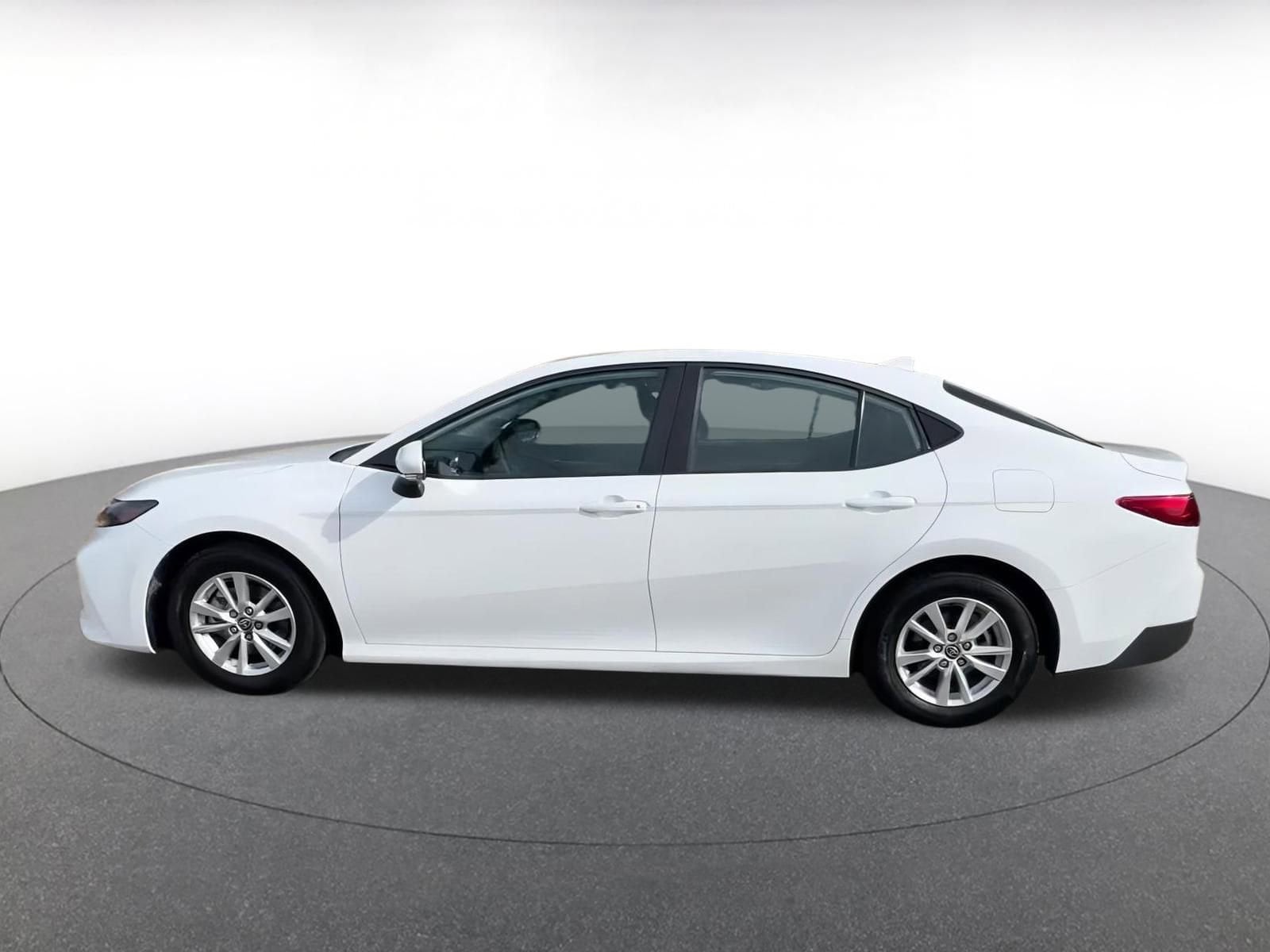 Thumbnail: 2025 Toyota Camry - 9