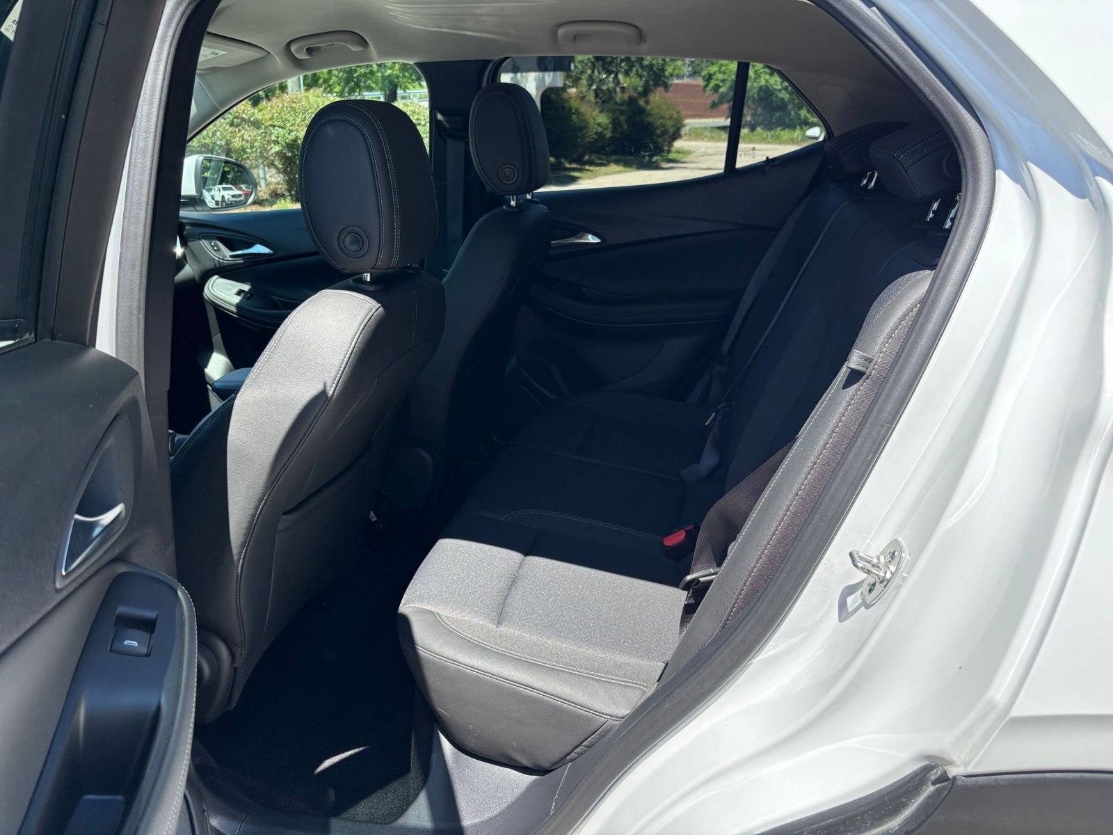 Thumbnail: 2025 Buick Encore GX - 24
