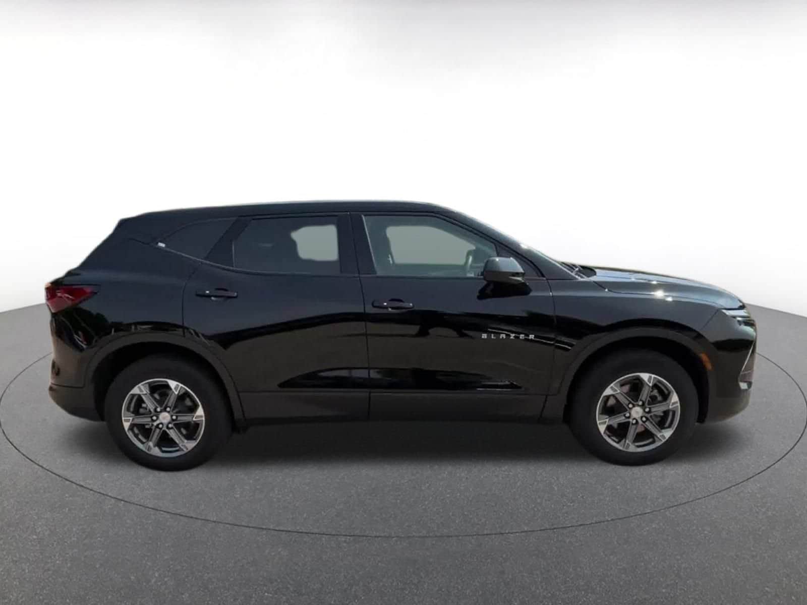 Thumbnail: 2026 Chevrolet Blazer - 16
