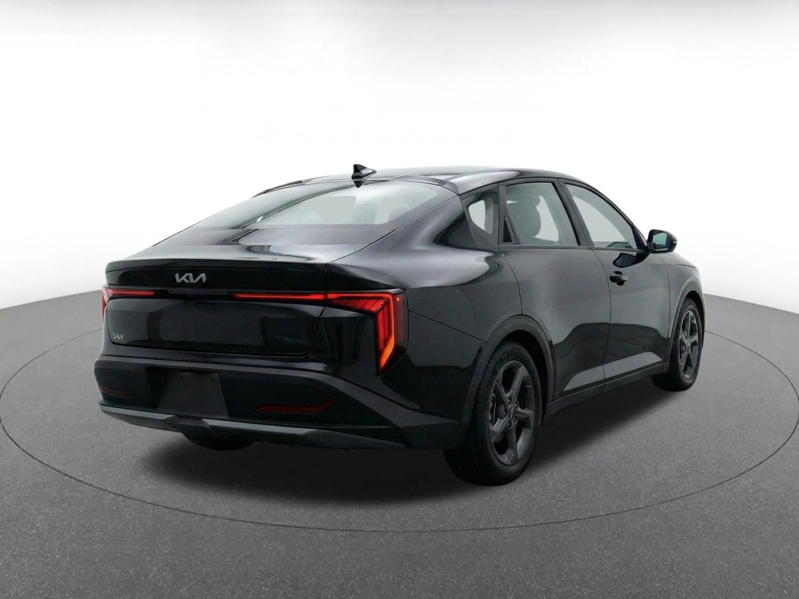 Thumbnail: 2025 Kia K4 - 4