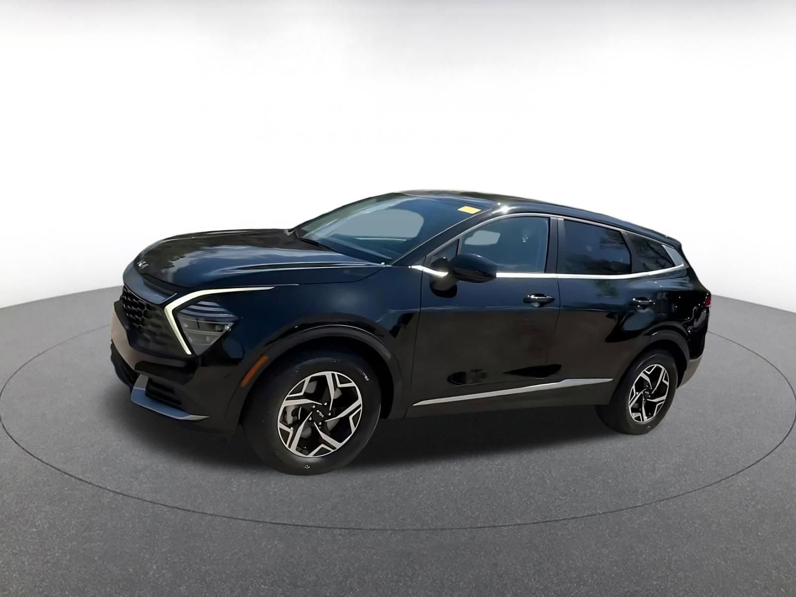 Thumbnail: 2025 Kia Sportage - 8