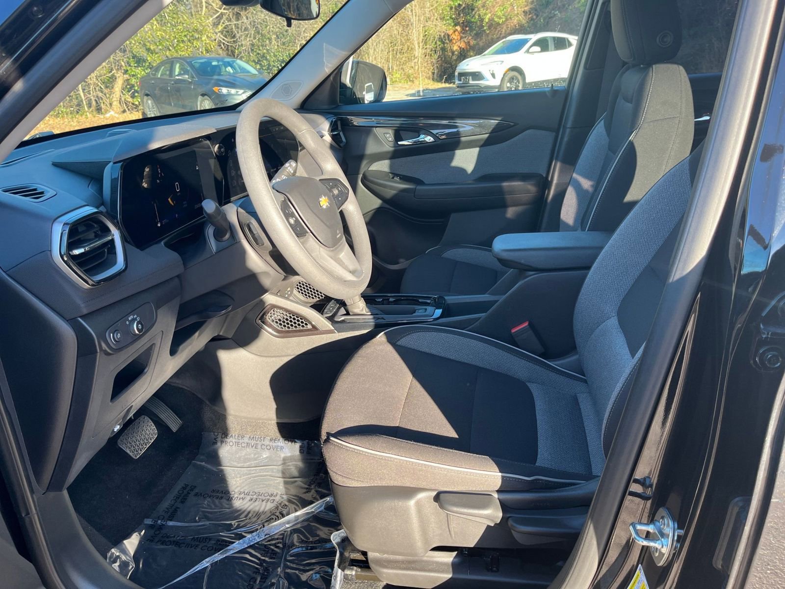 Thumbnail: 2025 Chevrolet TrailBlazer - 22