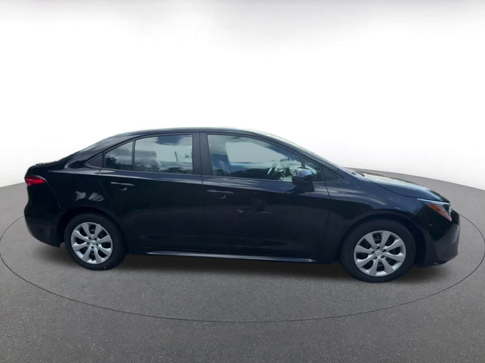 Thumbnail: 2024 Toyota Corolla - 16