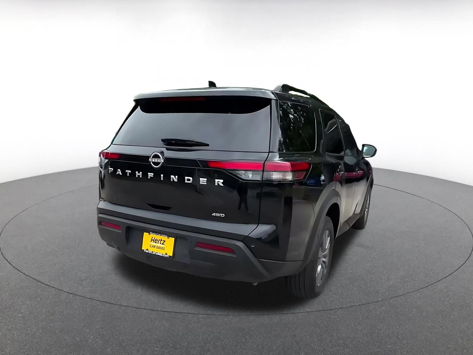 Thumbnail: 2025 Nissan Pathfinder - 12