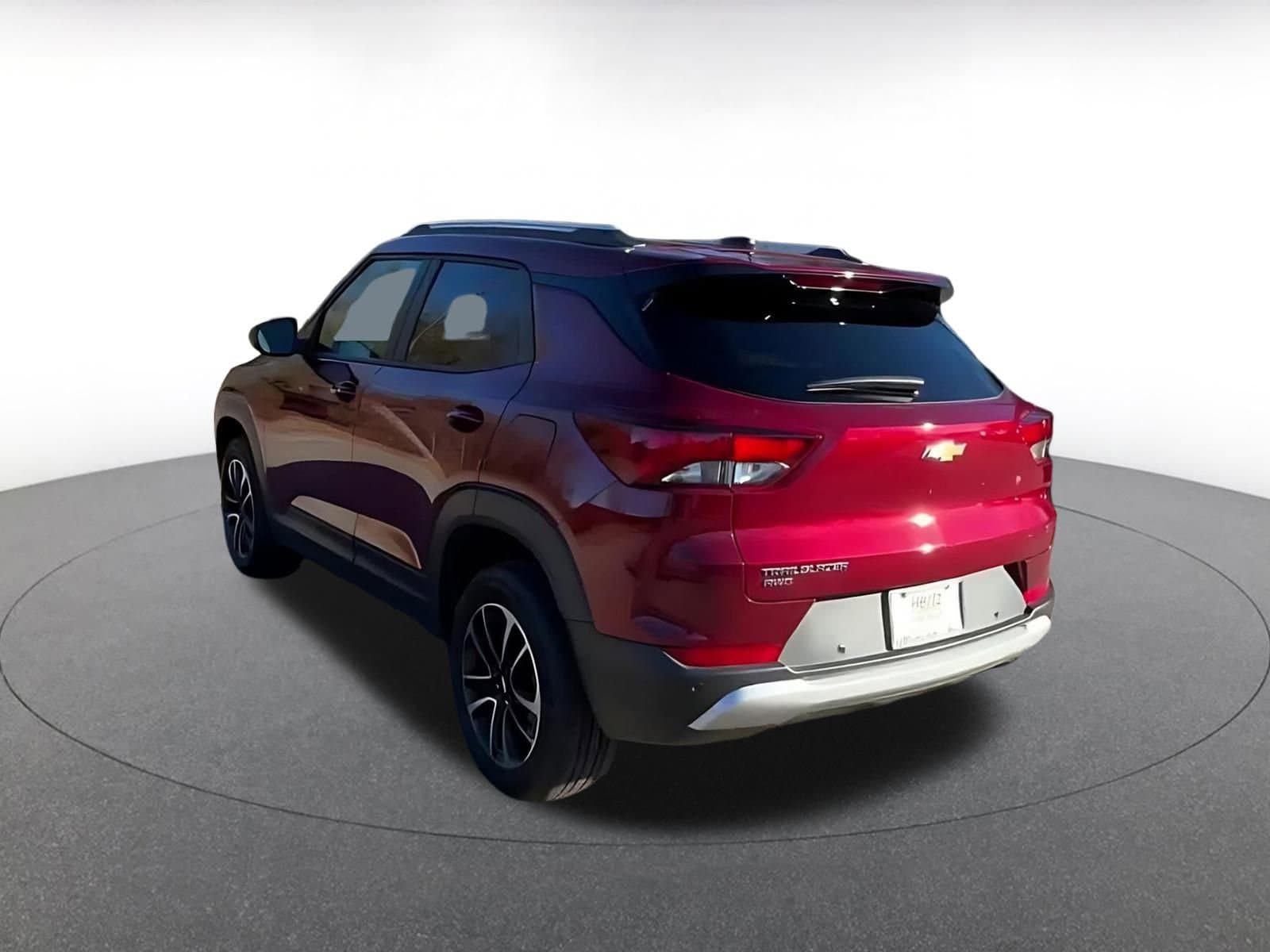 Thumbnail: 2025 Chevrolet TrailBlazer - 10