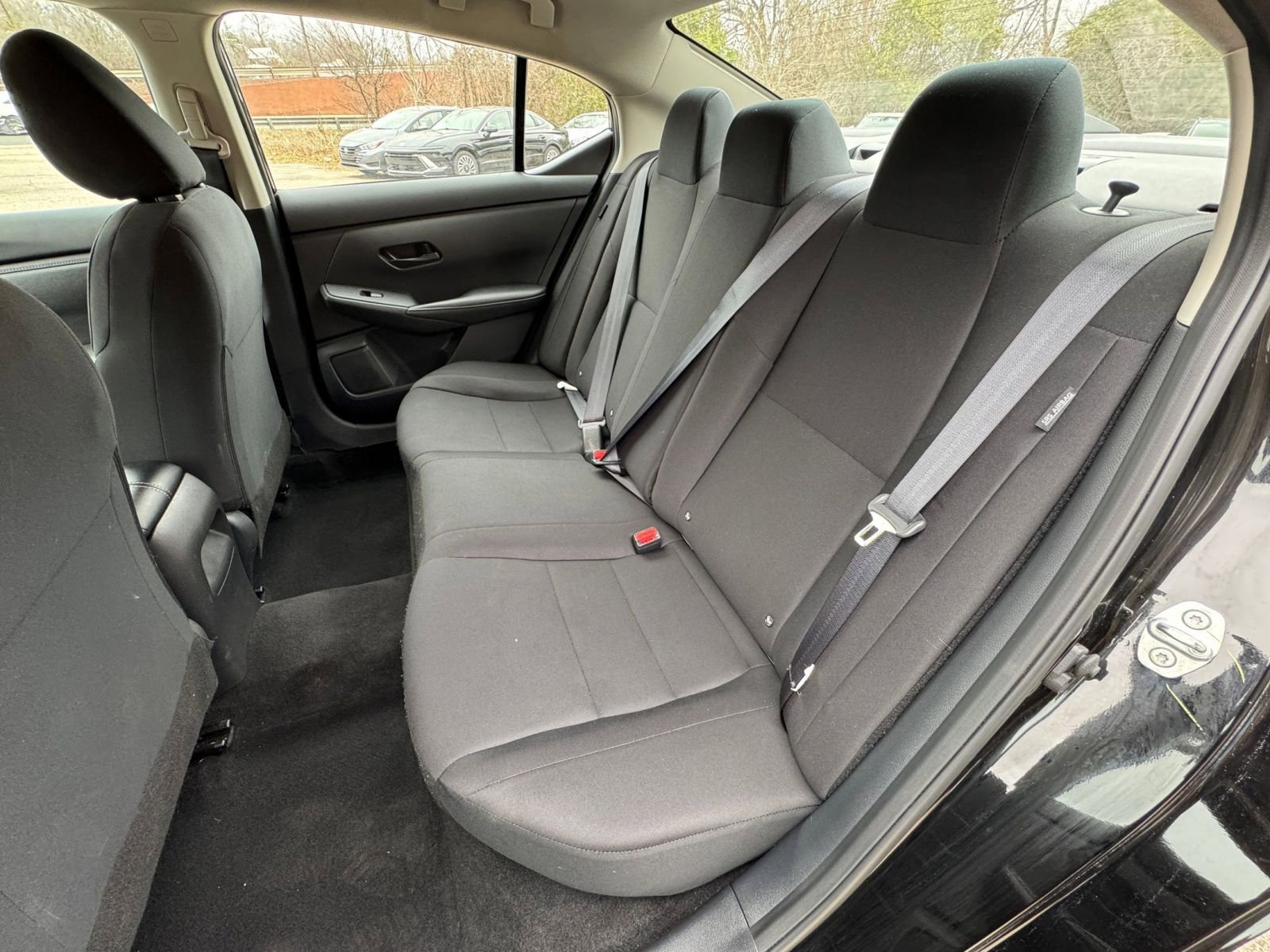 Thumbnail: 2025 Nissan Sentra - 33