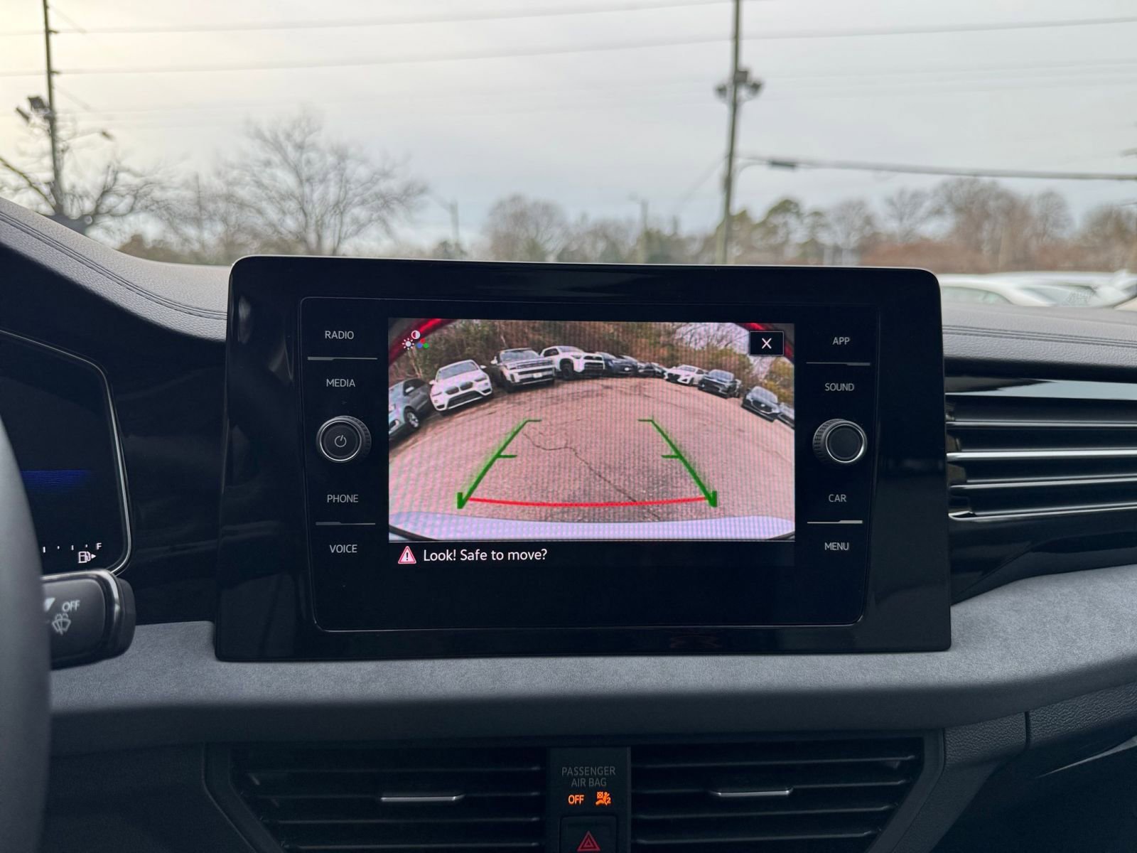 Thumbnail: 2025 Volkswagen Jetta - 21