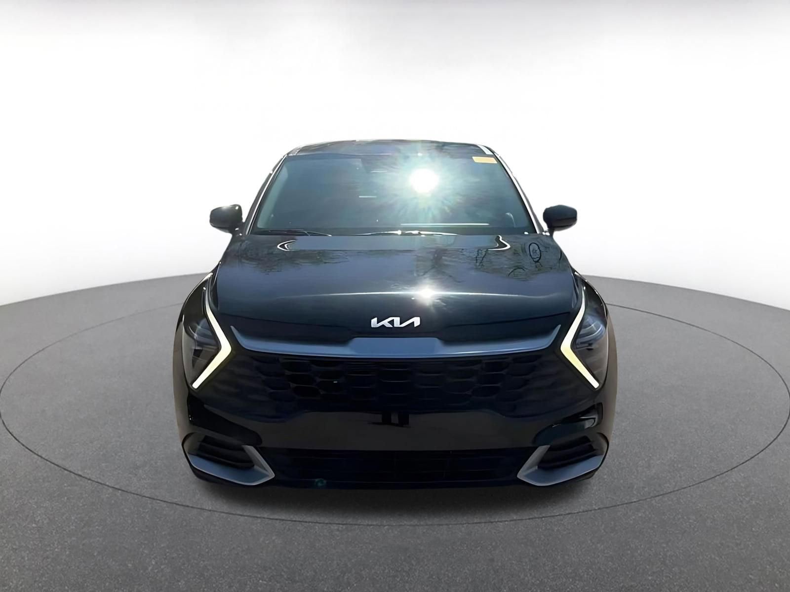 Thumbnail: 2025 Kia Sportage - 4