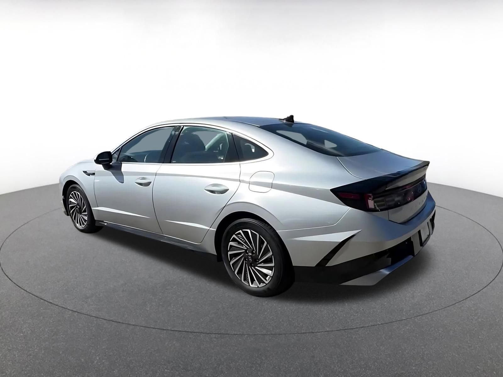 Thumbnail: 2025 Hyundai Sonata - 11