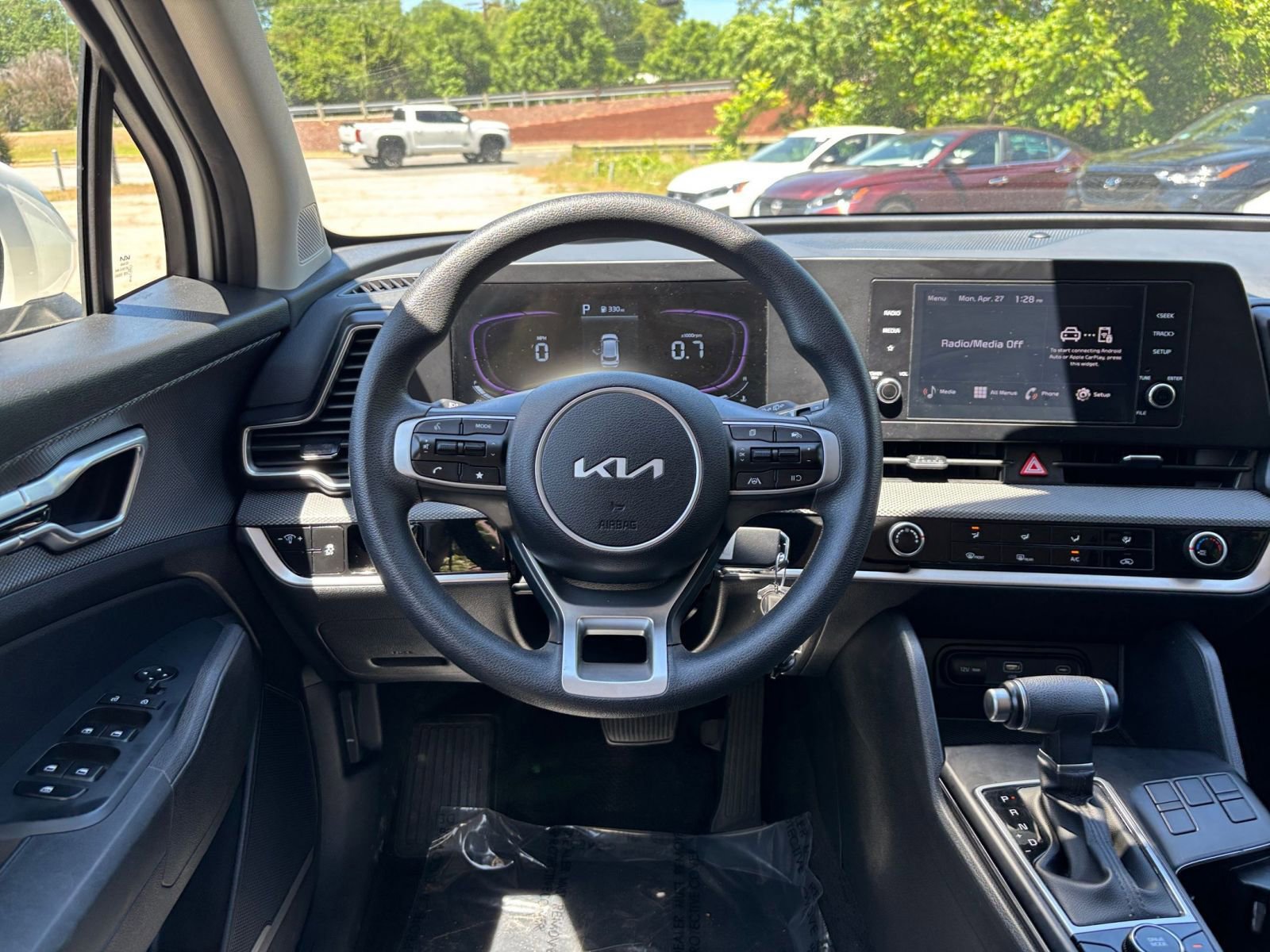 Thumbnail: 2025 Kia Sportage - 32