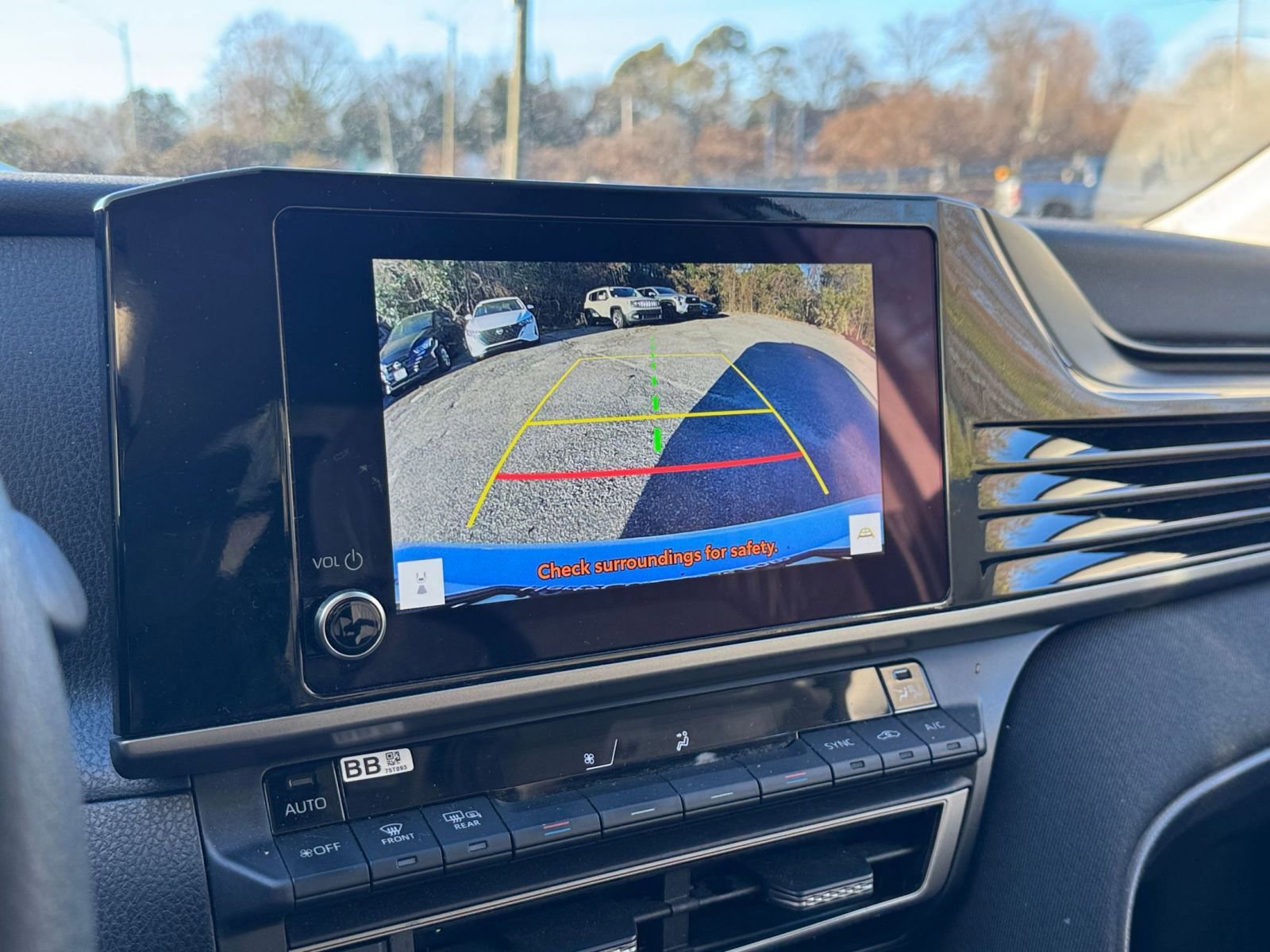 Thumbnail: 2025 Toyota Camry - 17