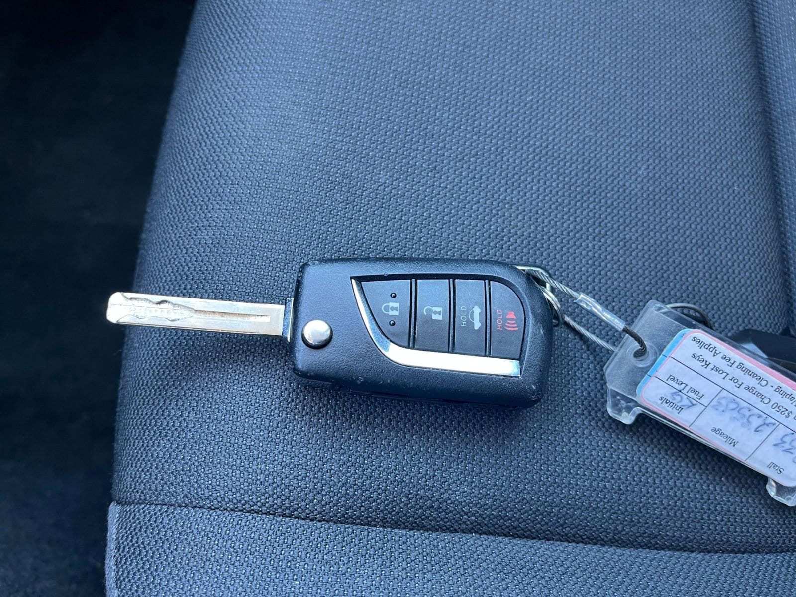 Thumbnail: 2025 Toyota Corolla - 25