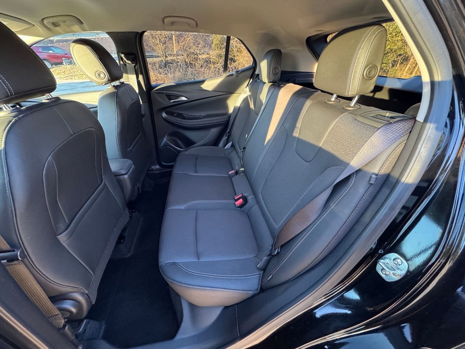 Thumbnail: 2025 Buick Encore GX - 32