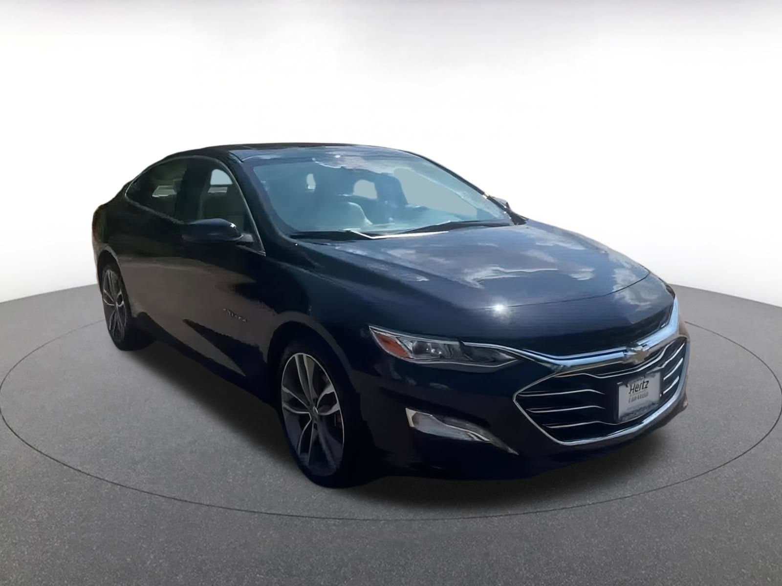 Thumbnail: 2024 Chevrolet Malibu - 3