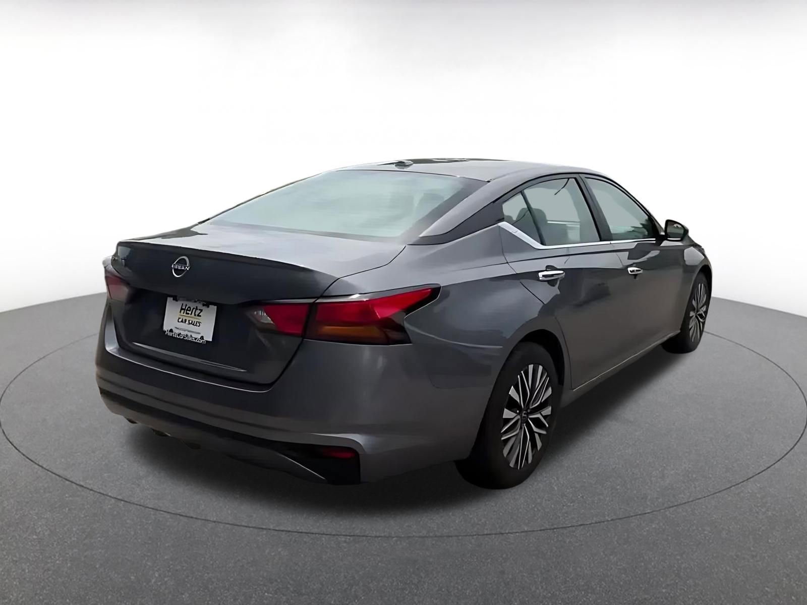 Thumbnail: 2025 Nissan Altima - 14