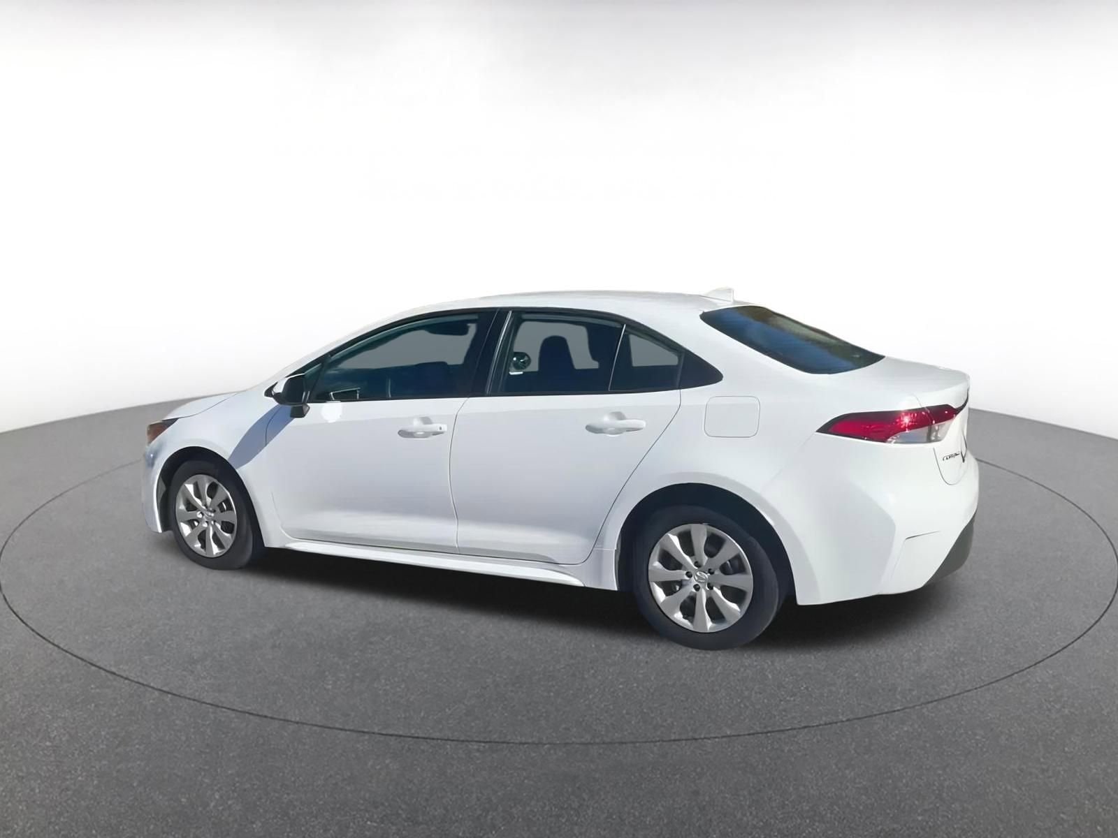 Thumbnail: 2025 Toyota Corolla - 16