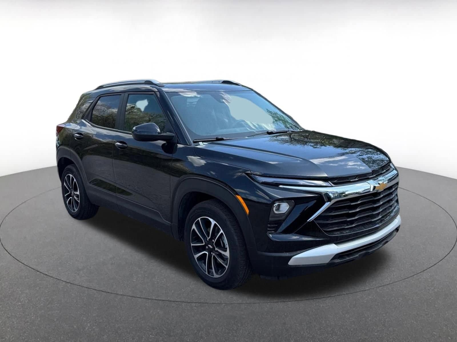 Thumbnail: 2025 Chevrolet TrailBlazer - 1