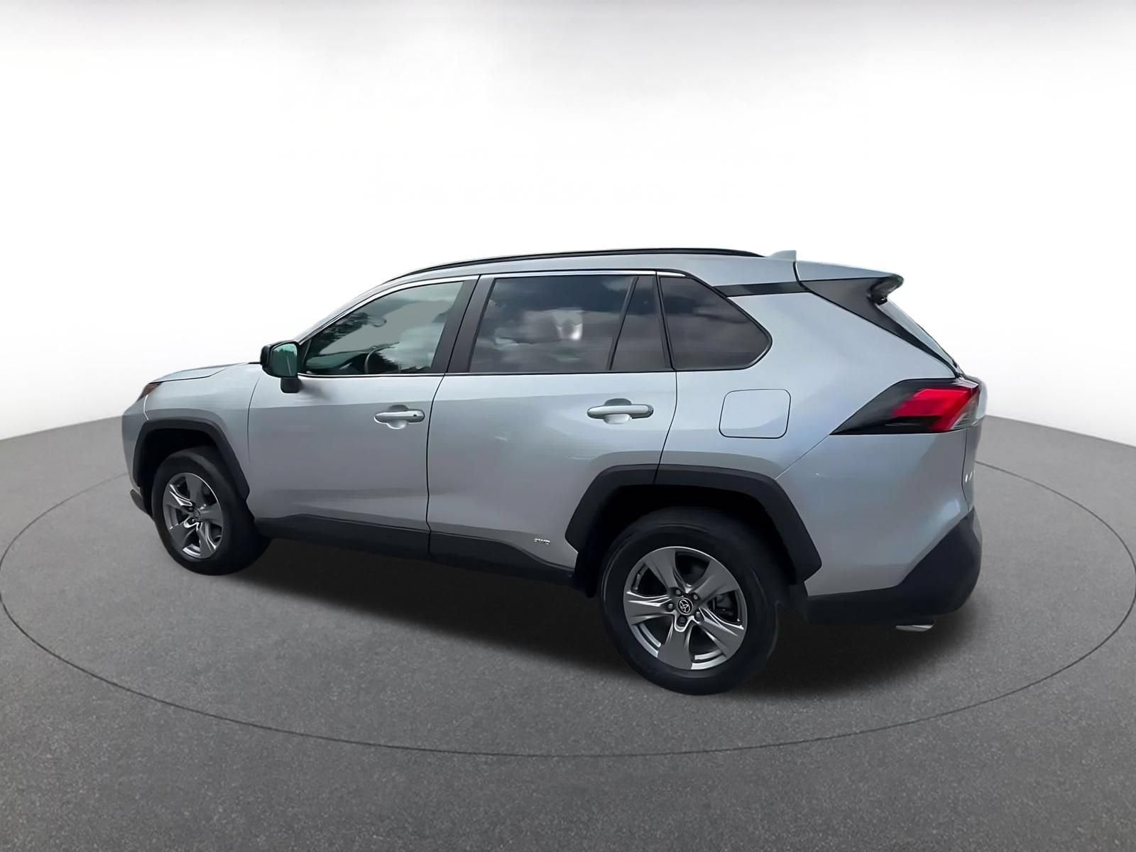 Thumbnail: 2024 Toyota RAV4 - 9
