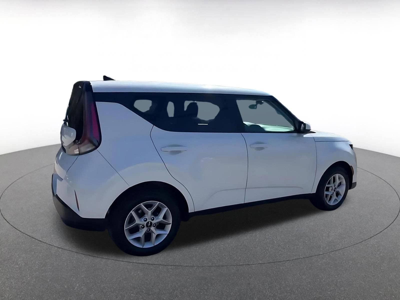 Thumbnail: 2025 Kia Soul - 15