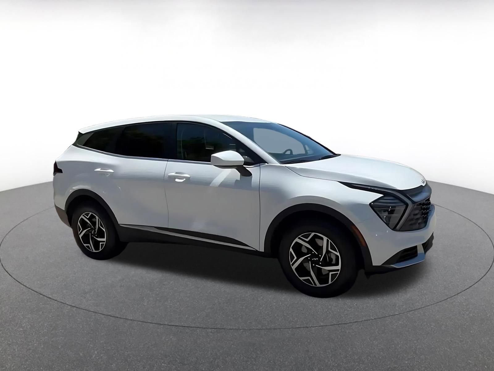 Thumbnail: 2025 Kia Sportage - 2