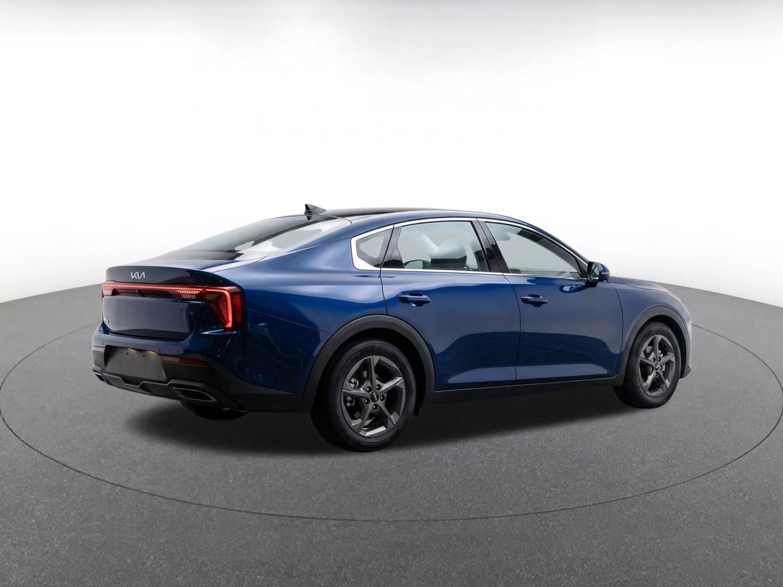Thumbnail: 2025 Kia K4 - 9