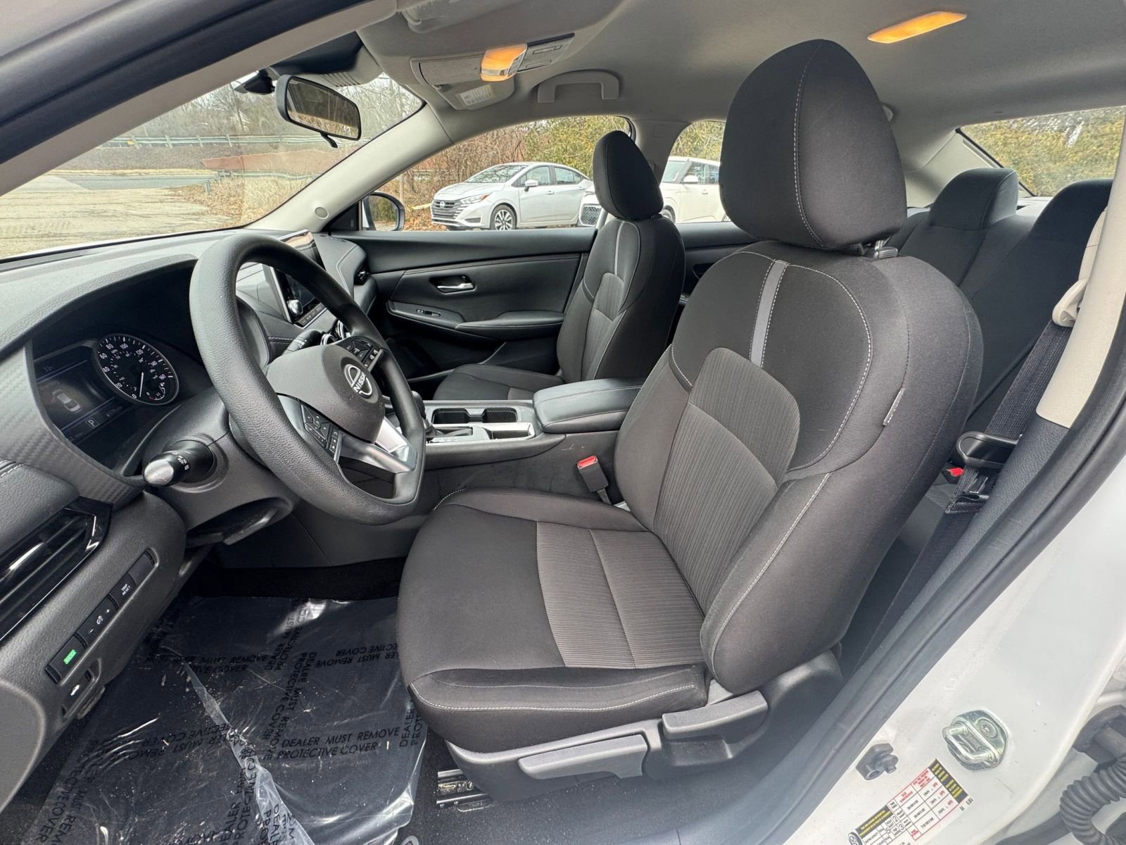 Thumbnail: 2025 Nissan Sentra - 32