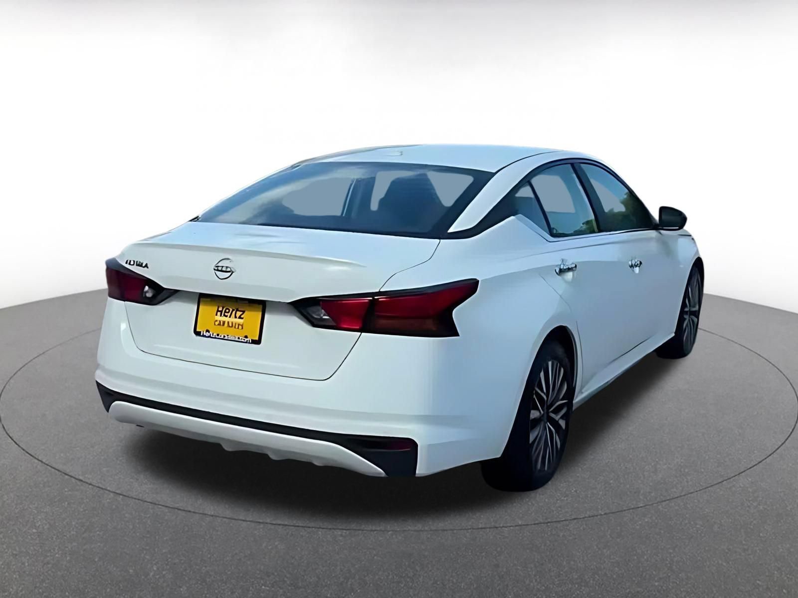 Thumbnail: 2025 Nissan Altima - 14