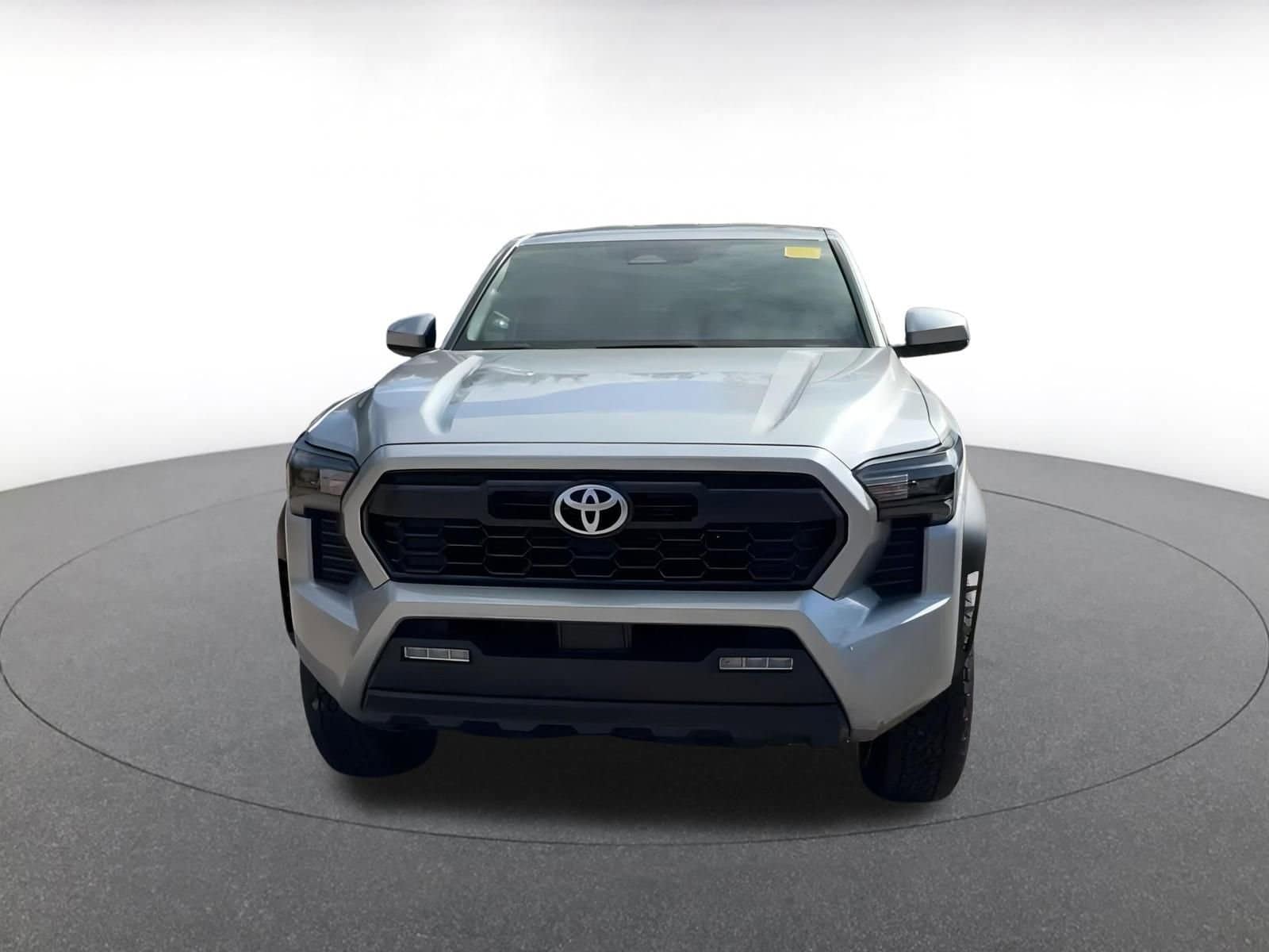 Thumbnail: 2025 Toyota Tacoma - 4