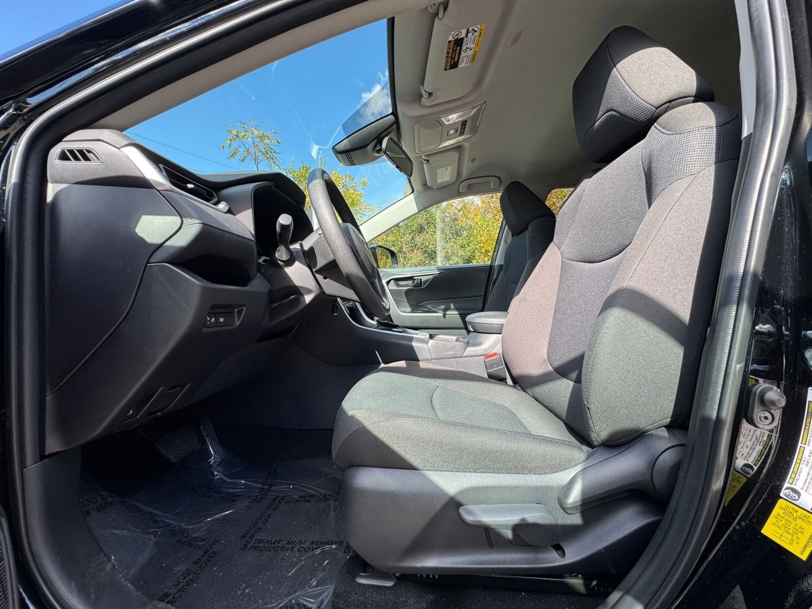 Thumbnail: 2025 Toyota RAV4 - 22