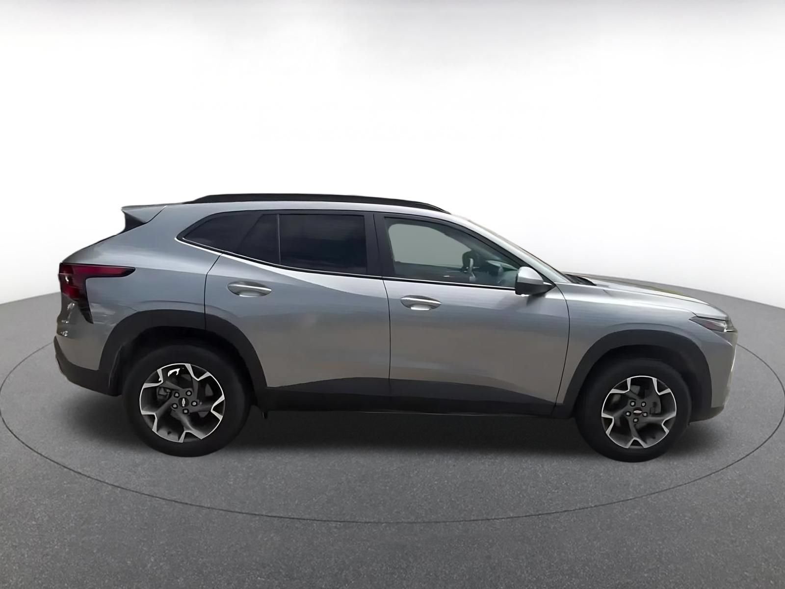 Thumbnail: 2025 Chevrolet Trax - 13